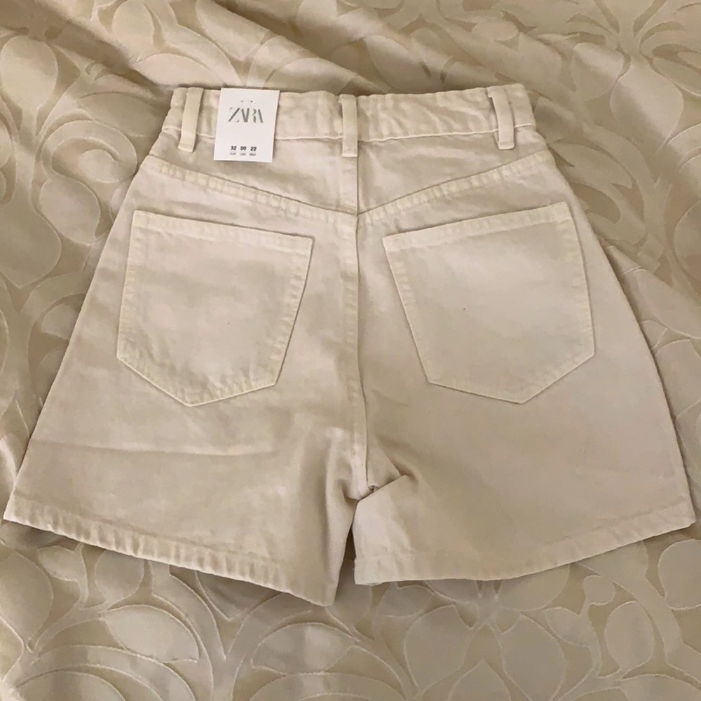 ZARA Denim shorts brand new - Picture 2 of 2